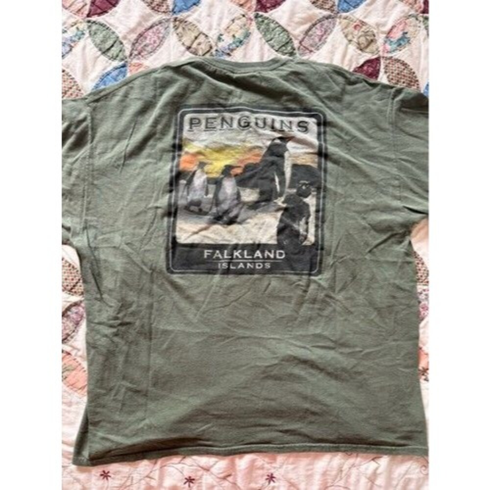 Gildan Men’s Cotton Green Penguin Graphic Crew Neck T-Shirt, Size 2XL